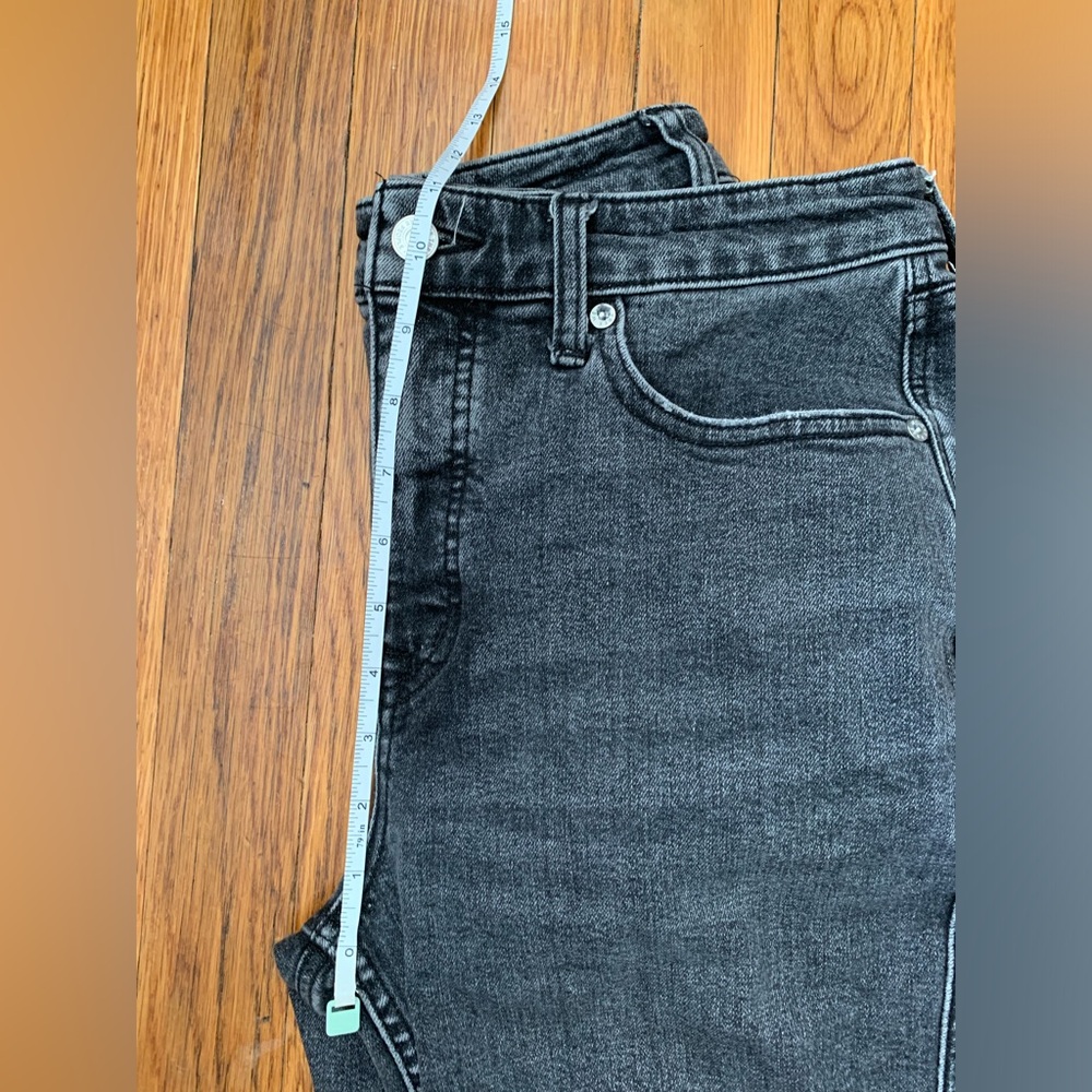 We The Free distressed jeans size 30 - Picture 8 of 8